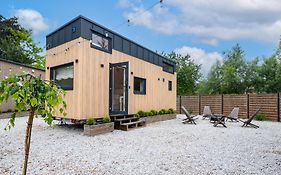 Staymoovers - Tinyhouse Zator